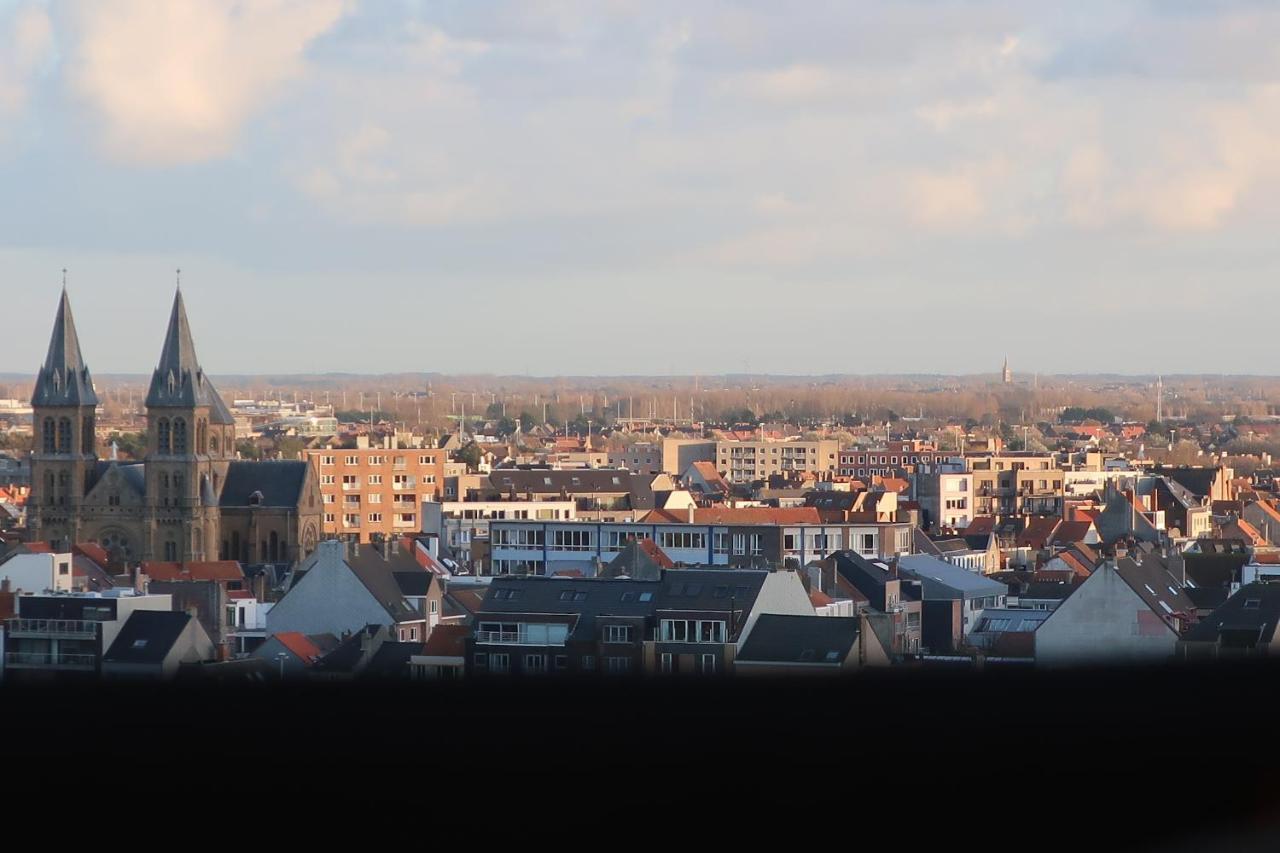 Royal Palace Zeedijk Oostende Appartement Met 2 Slaapkamers Exteriör bild