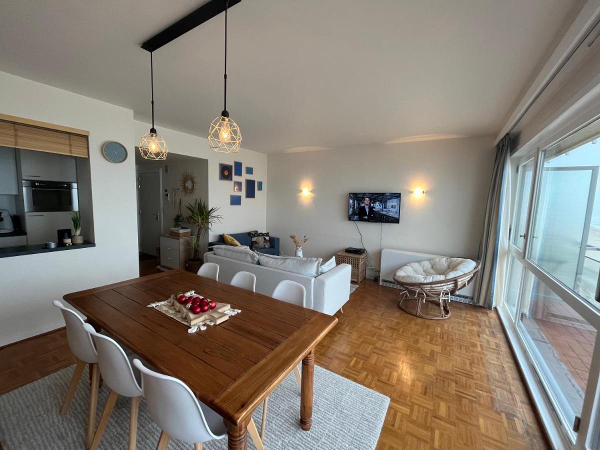 Royal Palace Zeedijk Oostende Appartement Met 2 Slaapkamers Exteriör bild