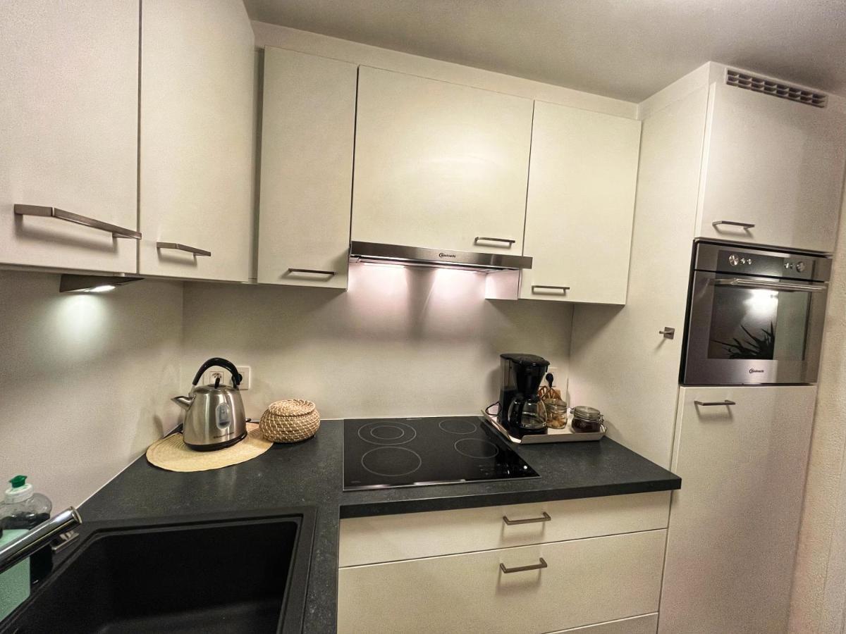 Royal Palace Zeedijk Oostende Appartement Met 2 Slaapkamers Exteriör bild